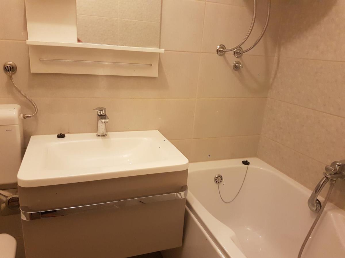 Apartment Sretni Dimnjacar Osijek Eksteriør billede